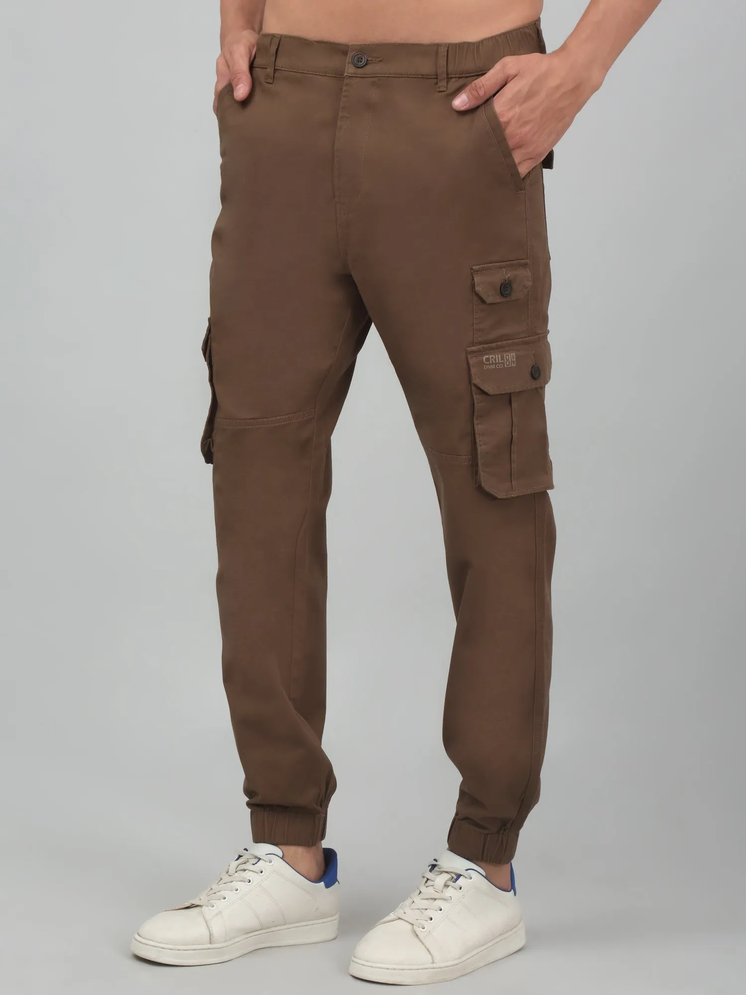 Men's Brown Solid Stretchable Cargo