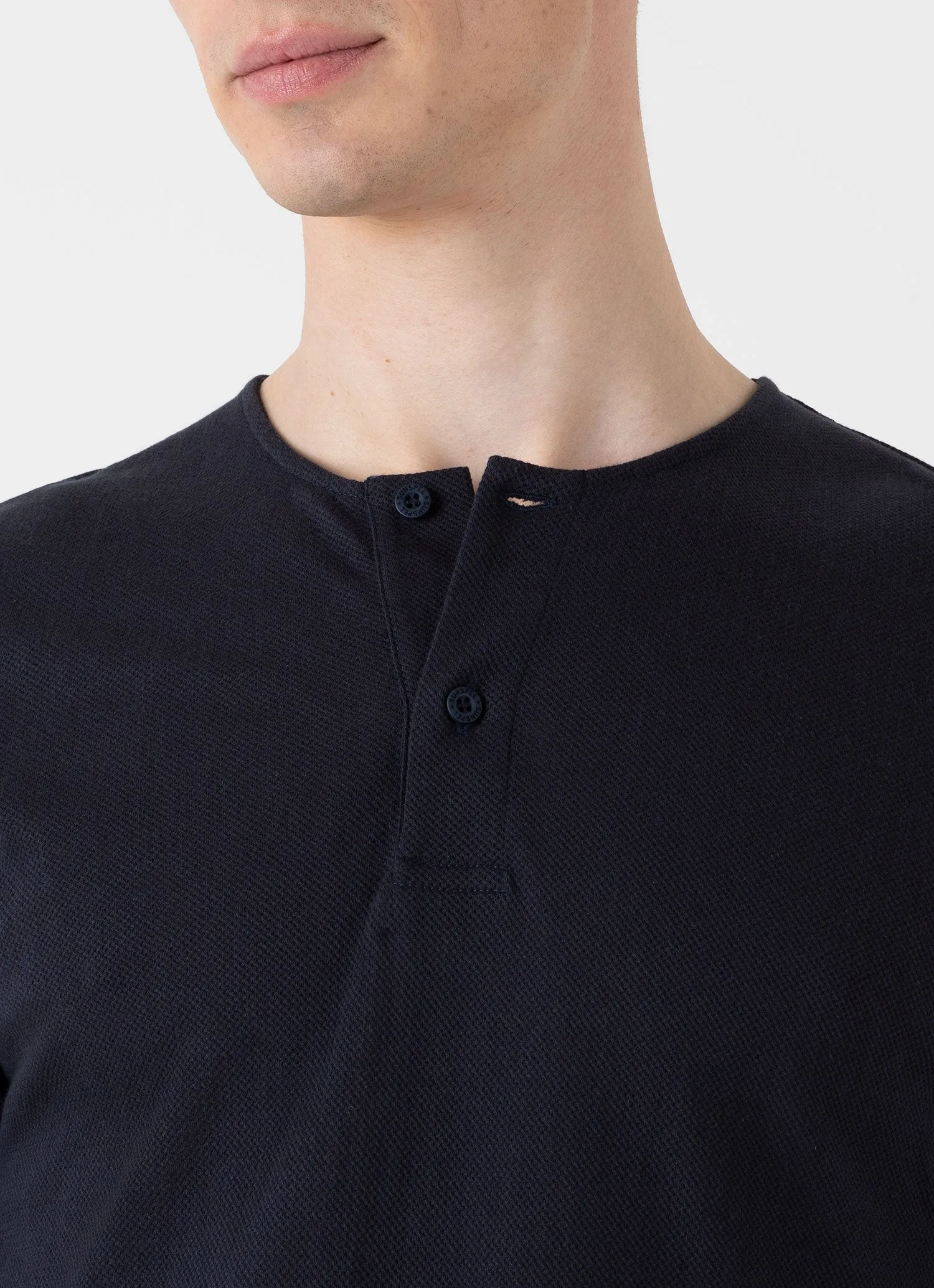 Men's Riviera Henley in Navy